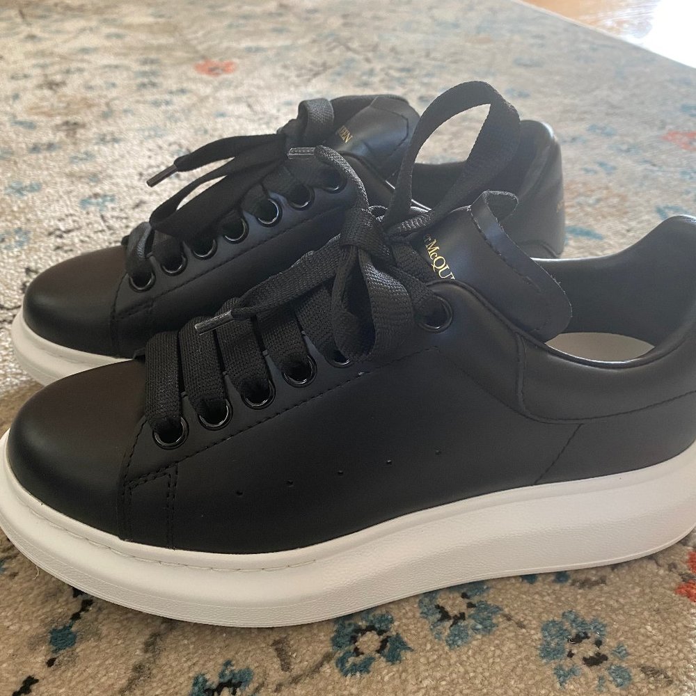 Alexander Mcqueen sneakers size 37 (Black Leather)